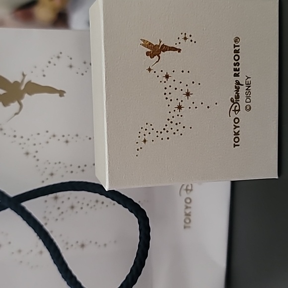 Exclusive Tokyo Disney Mickey Ring - Picture 4 of 4